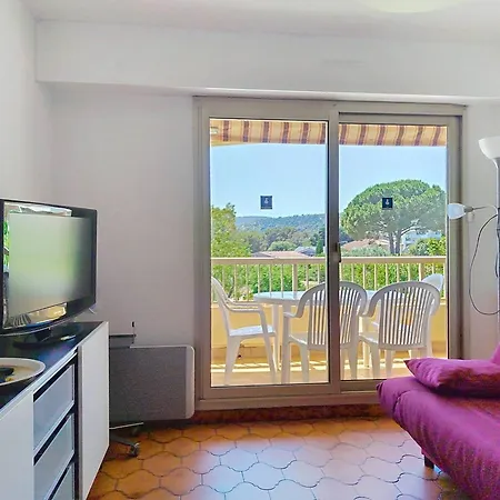 Joli T2 Renove A La Faviere, Proche Plages Et Commerces, Parking Privatif - Fr-1-610-16 Appartement