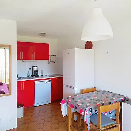 Appartement Joli T2 Renove A La Faviere, Proche Plages Et Commerces, Parking Privatif - Fr-1-610-16